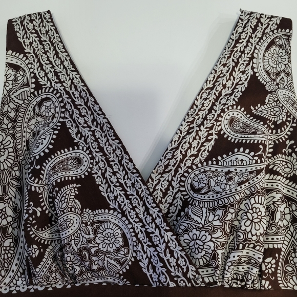 Robbie Bee Women's 8 Paisley Midi Dress Sleeveless Fit Flare V- Neck Brown - Picture 5 of 8